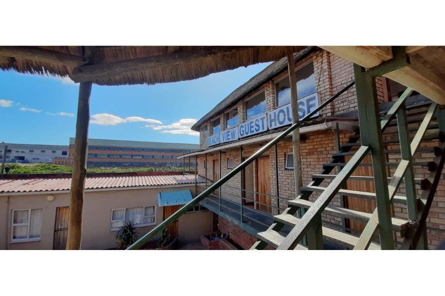 11 Bedroom Property for Sale in Quigney Eastern Cape